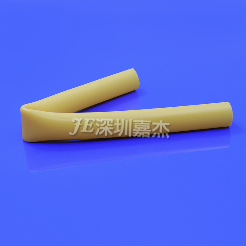 日本大鸡巴免费双色硅胶管